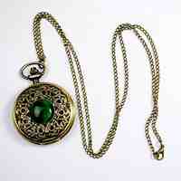 Unisex Pocket Watch Classical Carved Palace Green Cat Queen Pocket Watch Clamshell Pocket Watch