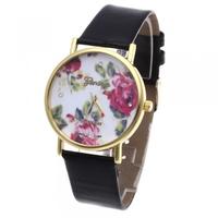 Women Quartz Movement Wrist Watch Leather Band