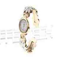 WT665 Flower Styled Women's Analog Quartz Bracelet Watch