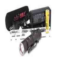 On The Road M5 LED Flashlight Gift Set