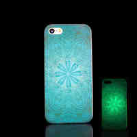 Aztec Pattern Glow in the Dark Cover for iPhone 4 / iPhone 4 S Case