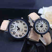 Couple's Watch Vintage Wooden Surface Quartz PU Band