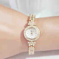 Woman Fashion Steel Belt Quartz Wrist Watch