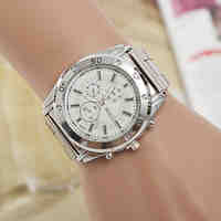 Woman And Men Fashion Wrist Watch