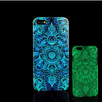 Aztec Flowers Pattern Glow in the Dark Hard Plastic Back Cover for iPhone 5 for iPhone 5s Case