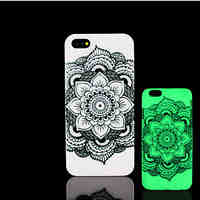 Aztec Mandala Pattern Glow in the Dark Hard Plastic Back Cover for iPhone 5 for iPhone 5s Case