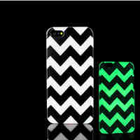 Aztec Mandala Pattern Glow in the Dark Hard Plastic Back Cover for iPhone 5 for iPhone 5s Case