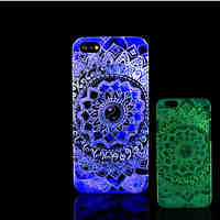 Aztec Mandala Pattern Glow in the Dark Hard Plastic Back Cover for iPhone 5 for iPhone 5s Case