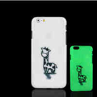 Giraffe Pattern Glow in the Dark Hard Plastic Back Cover for iPhone 6 for iPhone 6s Case