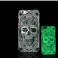 Skull Pattern Glow in the Dark Hard Plastic Back Cover for iPhone 6 for iPhone 6s Case