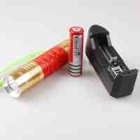 500LM Fluorescent Waterproof LED Flashlight with Charger and Battery Red