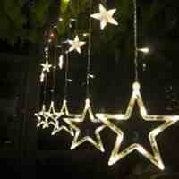 US Plug 138-LED 12 Stars Romantic LED Star Curtain Lights 2M 110-130V - Warm White